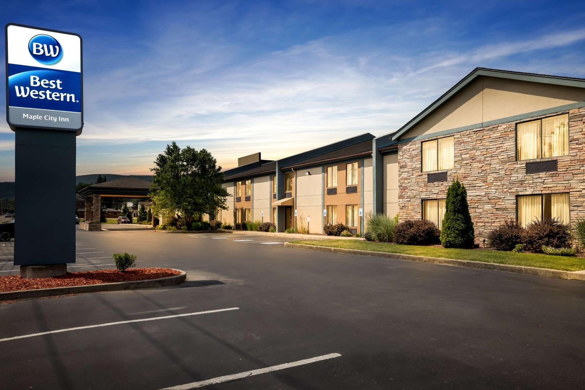 Western Maple Hotel